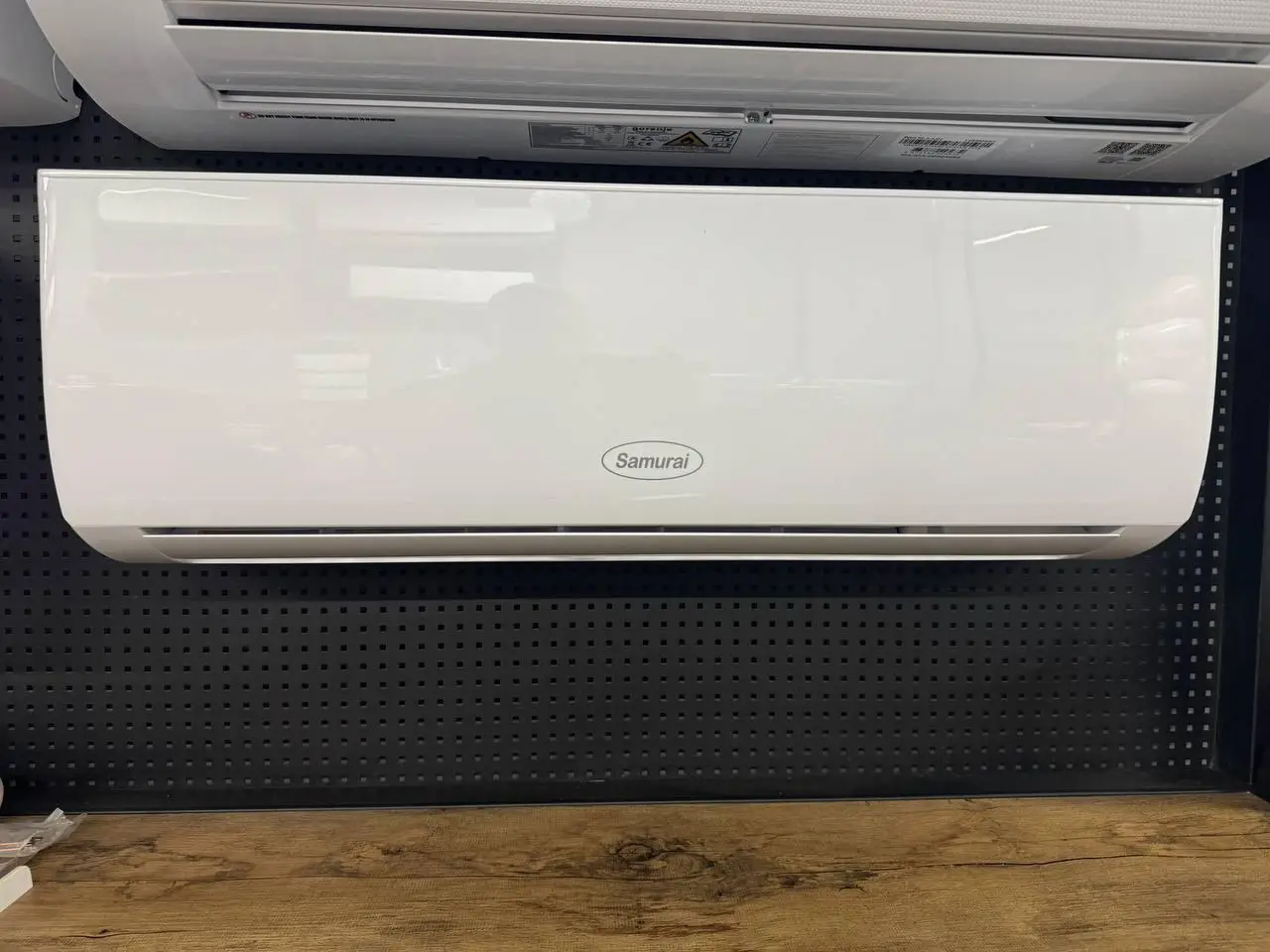 6633285826_w640_h640_6633285826